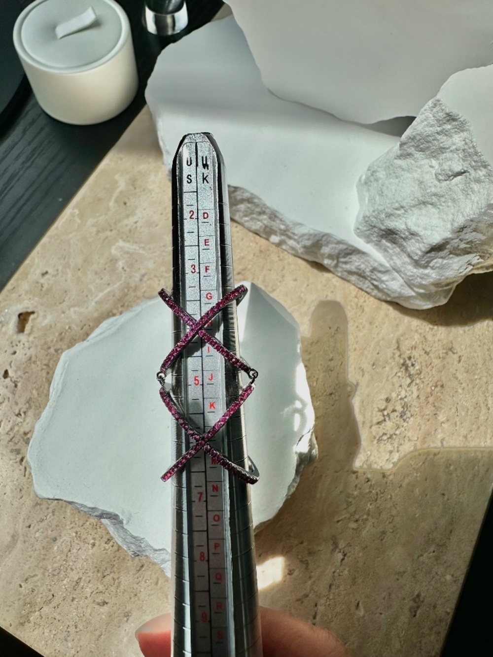 NWT | nOir Jewelry | Etham Hinge Criss Cross Pink Crystal Women's Ring - Size 7 - Picture 4 of 4